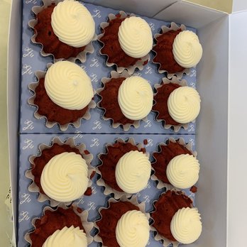 Nothing Bundt Cakes - Desserts Near Me - Houston, Texas Nothing Bundt Cakes - Desserts Near Me - Houston, Texas