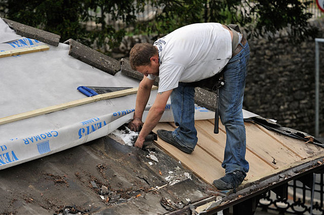Slide of Mr Roofing Repair