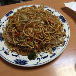 Asia Imbiss - Chicken and Noodles