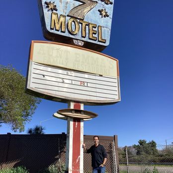 1. Fabulous Seven Motel