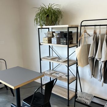 Offset Coffee Roasters - Coffee & Tea Near Me - El Segundo, California