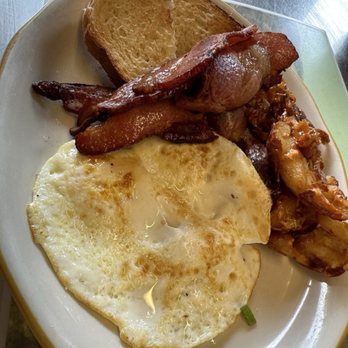 Dove's Luncheonette - Dove's Deluxe w/ Side Of PQM Bacon - Southern Near Me - Chicago, Illinois