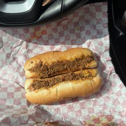 Yann's Hot Dog Stand - The standard is the standard