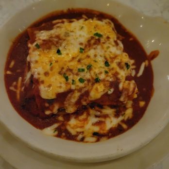 Maggiano's Little Italy - Lasagna - Italian Near Me - Denver, Colorado Maggiano's Little Italy - Lasagna - Italian Near Me - Denver, Colorado