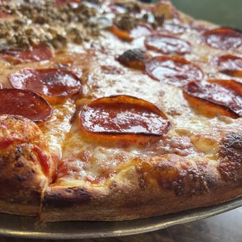 Vincenza's Pizzeria - Pepperoni Slice and Meat Lovers - Pizza Near Me - Alpharetta, Georgia Vincenza's Pizzeria - Pepperoni Slice and Meat Lovers - Pizza Near Me - Alpharetta, Georgia