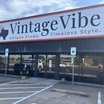 Vintage Vibe - Furniture Stores Near Me - Mansfield, Texas Vintage Vibe - Furniture Stores Near Me - Mansfield, Texas