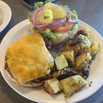 Crossroads Cafe - Hamburger Heaven -standard burger, we added cheddar cheese. - Cafes Near Me - Joshua Tree, California Crossroads Cafe - Hamburger Heaven -standard burger, we added cheddar cheese. - Cafes Near Me - Joshua Tree, California