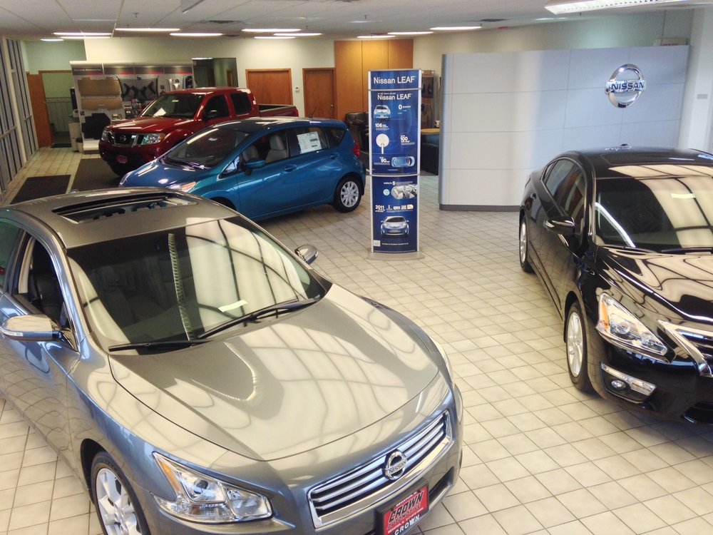 CROWN NISSAN OF DECATUR Updated August 2024 165 W Pershing Rd