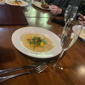 Winewood - Champagne - New American Near Me - Grapevine, Texas
