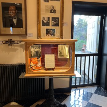 The Jazz Loft - a display case with various items on it - Jazz & Blues Near Me - Stony Brook, New York The Jazz Loft - a display case with various items on it - Jazz & Blues Near Me - Stony Brook, New York