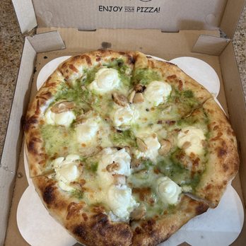 Old School Pizzeria - Five cheese pesto with chicken - Pizza Near Me - North Las Vegas, Nevada Old School Pizzeria - Five cheese pesto with chicken - Pizza Near Me - North Las Vegas, Nevada
