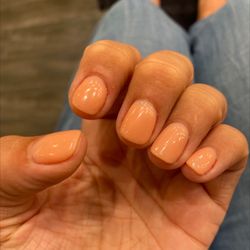 Glo Nail Lounge - Dip manicure