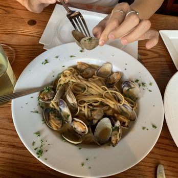 Tarantella on 4th - Clam linguine - Italian Near Me - Long Beach, California