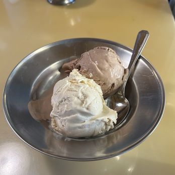 The Ice Cream Bar - Ice Cream & Frozen Yogurt Near Me - San Francisco, California
