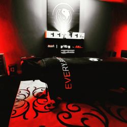 Massage By Sir - Every . Body . Relax