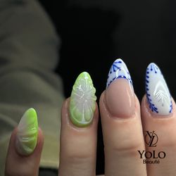 Yolo Beauté - Acrylic with design