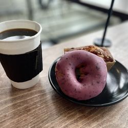 States Coffee - Drip 4$. Starter blueberry donut and seasonal ginger cake (mmmmmm!!) ~5ish each for the treats