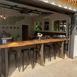 Hudak House - Outside tasting room