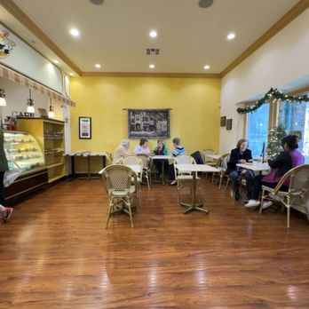Gio's Bakery & Café - Such a cute little place - Sandwiches Near Me - Montrose, California Gio's Bakery & Café - Such a cute little place - Sandwiches Near Me - Montrose, California