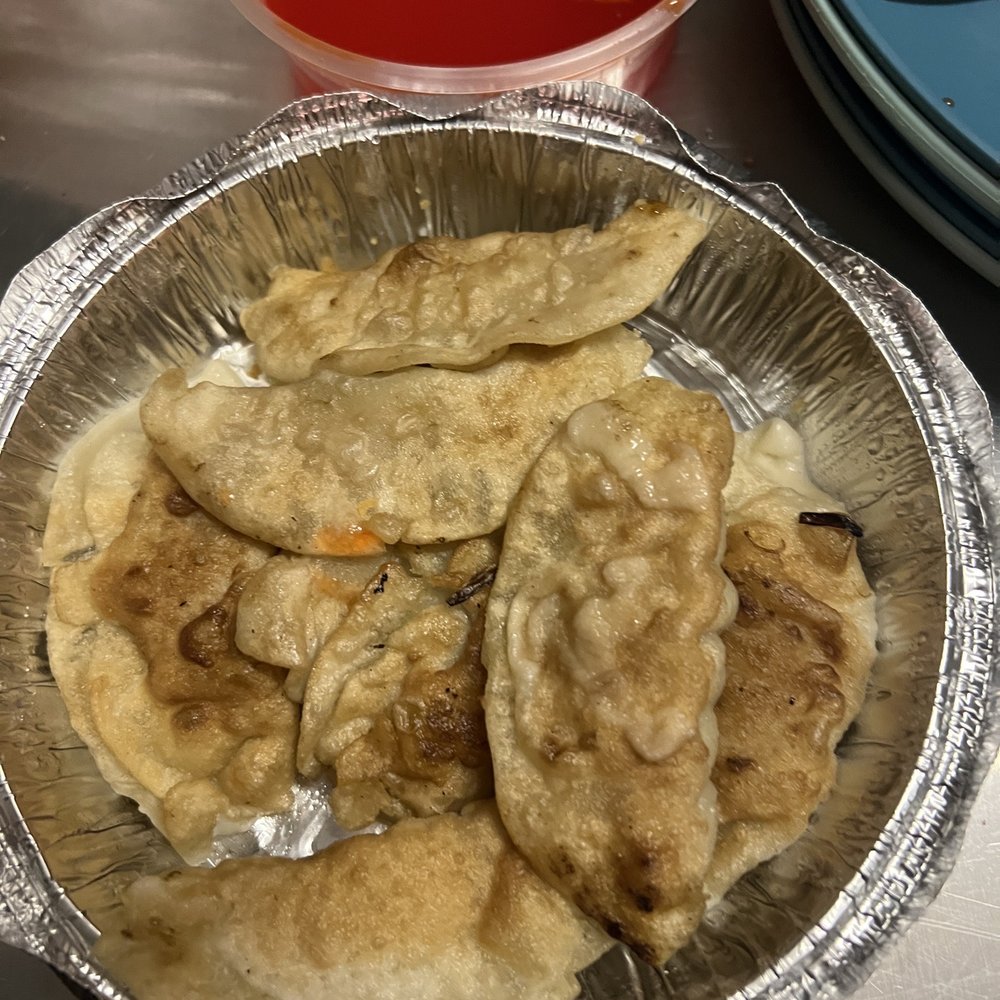 Zhong Hua Restaurant - Fried dumplings were okay, but no sauce - Chinese Near Me - Duluth, Minnesota Zhong Hua Restaurant - Fried dumplings were okay, but no sauce - Chinese Near Me - Duluth, Minnesota