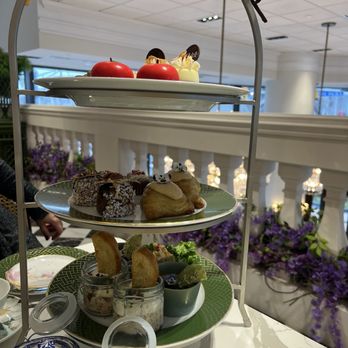 Flore Cafe - Fall high tea - Thai Near Me - Tysons, Virginia