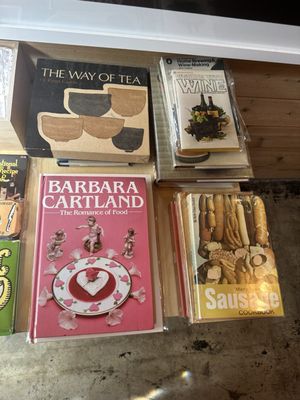 The Untitled Love (Aka Untitled Bookshop) by null