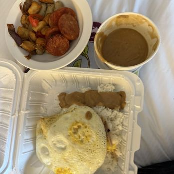 Shorefyre Beach Bar & Grill - 50/50 Loco Moco - Breakfast & Brunch Near Me - Honolulu, Hawaii Shorefyre Beach Bar & Grill - 50/50 Loco Moco - Breakfast & Brunch Near Me - Honolulu, Hawaii
