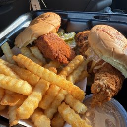 Dave's #2 2 Sliders w/ Fries