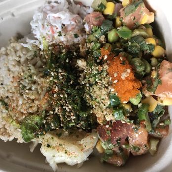 Poké Bar - Medium with tuna, spicy tuna, and salmon. - Hawaiian Near Me - Kent, Washington Poké Bar - Medium with tuna, spicy tuna, and salmon. - Hawaiian Near Me - Kent, Washington
