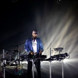 San Holo performing at The Van Buren! The Reel Moment (2021) San Holo performing at The Van Buren! The Reel Moment (2021)