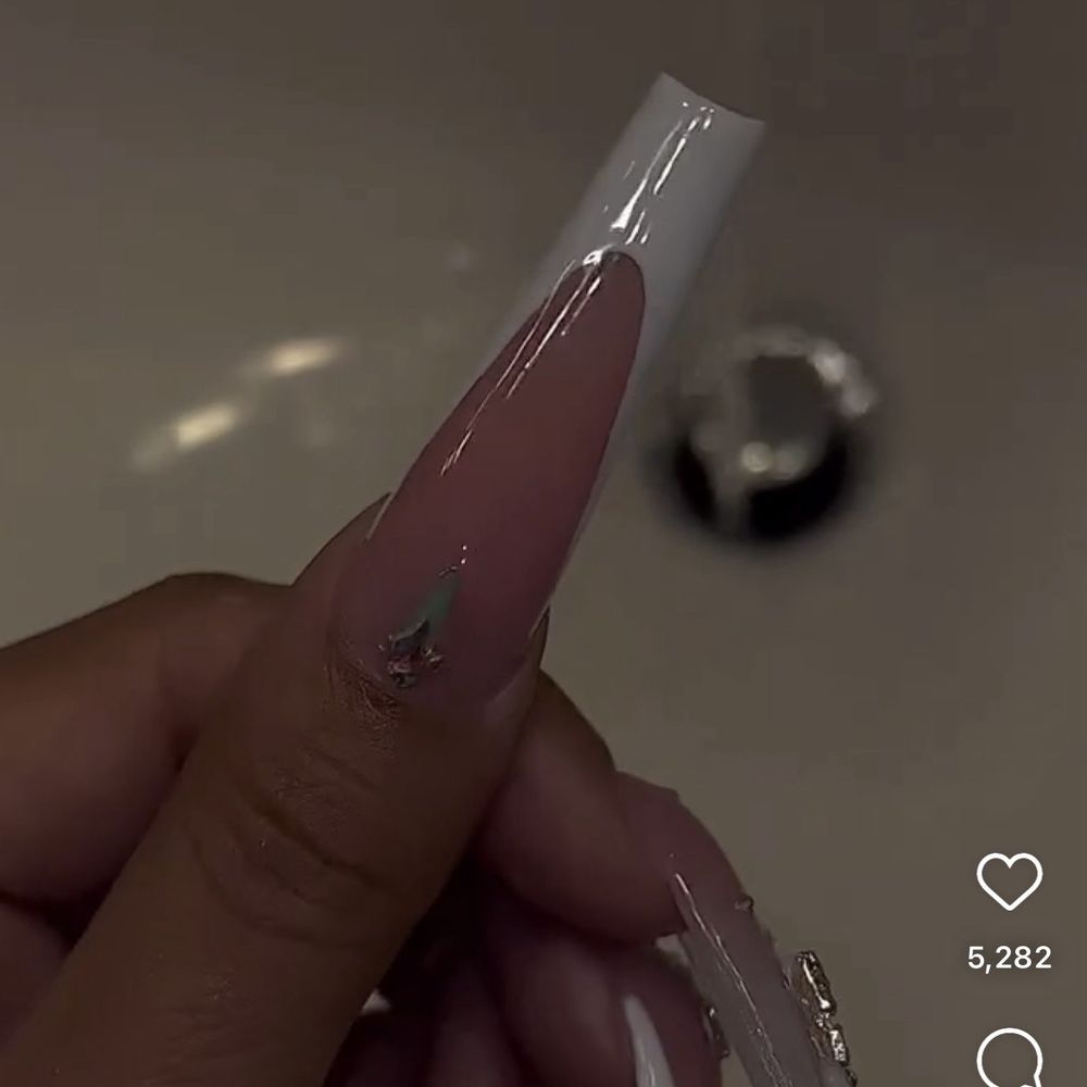 Holly Nails & Spa 2 - Nail Salons Near Me - Riverside, California