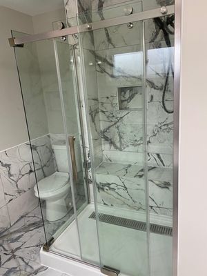 Kitchen and Bathroom Remodel - We offer complete kitchen, bathroom, and flooring remodels. Kitchen and Bathroom Remodel - We offer complete kitchen, bathroom, and flooring remodels.