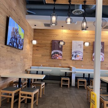 Meet Fresh - Interior - Desserts Near Me - Cerritos, California