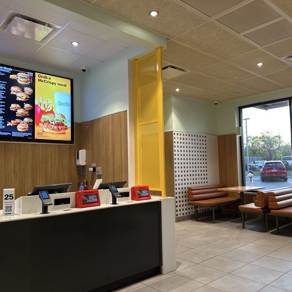 McDonalds - Fast Food Near Me - La Vernia, Texas McDonalds - Fast Food Near Me - La Vernia, Texas