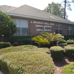 J Bradley Hall, DMD