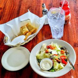 Ivett's Italian Grill - 2025 - visit 2 of 2 - again, starting out with a Caesar salad, a bread basket, and Sprite