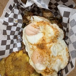 El Chamo Bar & Grill - Arroz con pollo