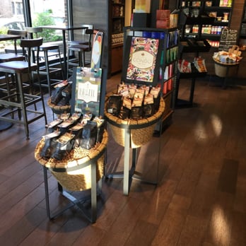 Starbucks - Coffee & Tea Near Me - Milwaukee, Wisconsin