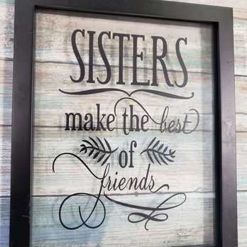 2 Sisters Boutique - Notaries Near Me - Fallon, Nevada