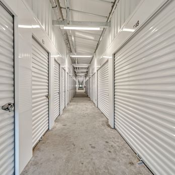 Self Storage at Chapel Hill - Indoor self-storage units in Pasco, WA - Self Storage Near Me - Pasco, Washington