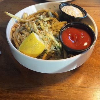 Orapax Restaurant and Bar - Rosemary Fries - Greek Near Me - Norfolk, Virginia