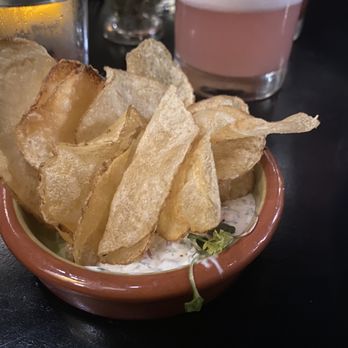 Magpie Cafe - Chips and onion dip - New American Near Me - Sacramento, California