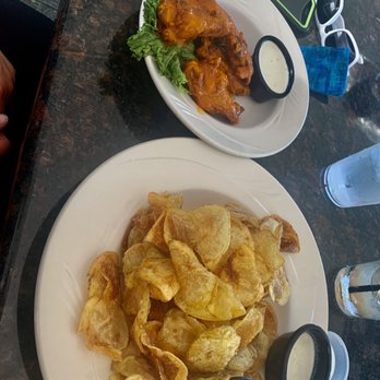 The Fireside Grill - Wings and potato House Chips - American Near Me - Beaverton, Oregon