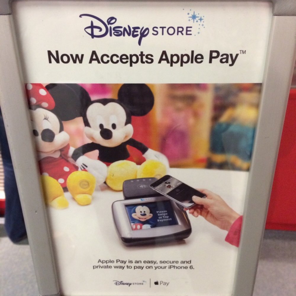 Disney Outlet - Wow Disney store is technologically down with the times! - Outlet Stores Near Me - Camarillo, California