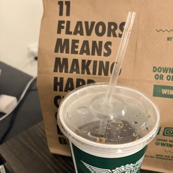 Wingstop - Uber Eats delivery no utensils and I did request them - Chicken Wings Near Me - Bellevue, Washington