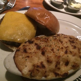 J. Alexander's - New American Near Me - Palm Beach Gardens, Florida