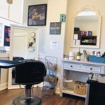 Reesa Reene Hair Studio - Salón Studio - Hair Stylists Near Me - Columbia, Maryland Reesa Reene Hair Studio - Salón Studio - Hair Stylists Near Me - Columbia, Maryland