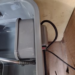 Harbor Freight Tools - The pump is defective.