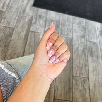 Trendy Nails & Lash - Eyelash Service Near Me - Denver, Colorado Trendy Nails & Lash - Eyelash Service Near Me - Denver, Colorado