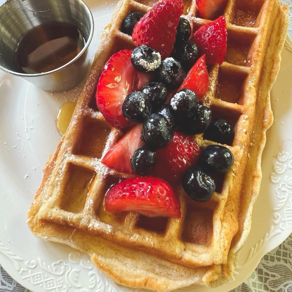 Cherry Pie & Co - Belgian waffle - Bakeries Near Me - Decatur, Texas
